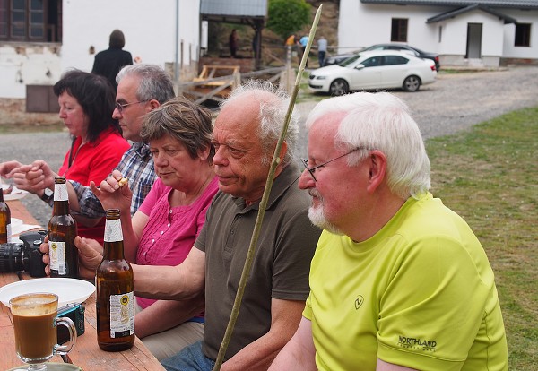 Wanderung zur Burg BítovPutovábí ke hrad Bítovu1.5.