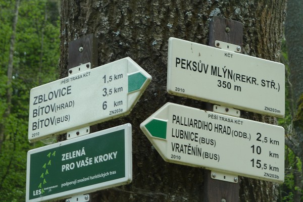 Wanderung zur Burg BítovPutovábí ke hrad Bítovu1.5.